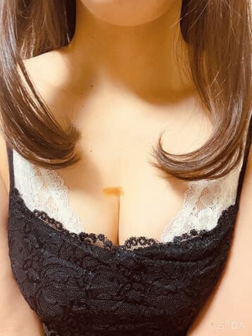 鎌沢 あやめ