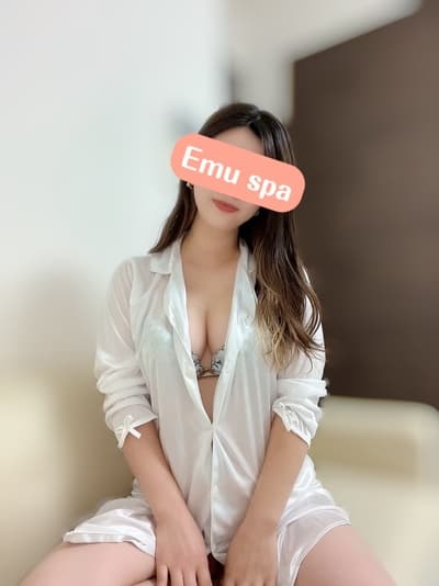 秋元 くるみ