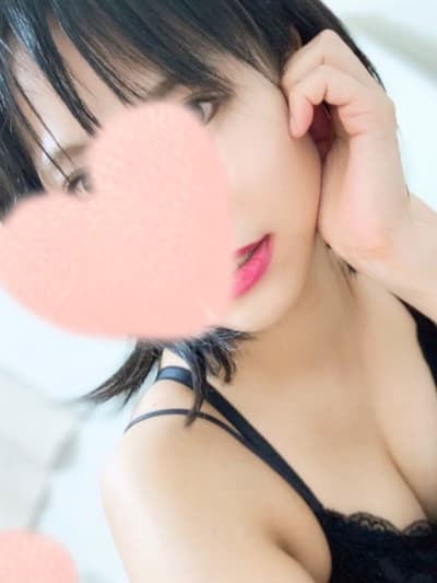 中山 エレナ