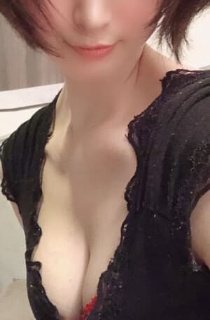 西川 あゆみ