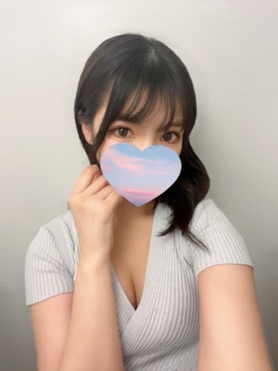 由井 つきか